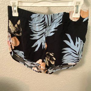 Tropical shorts